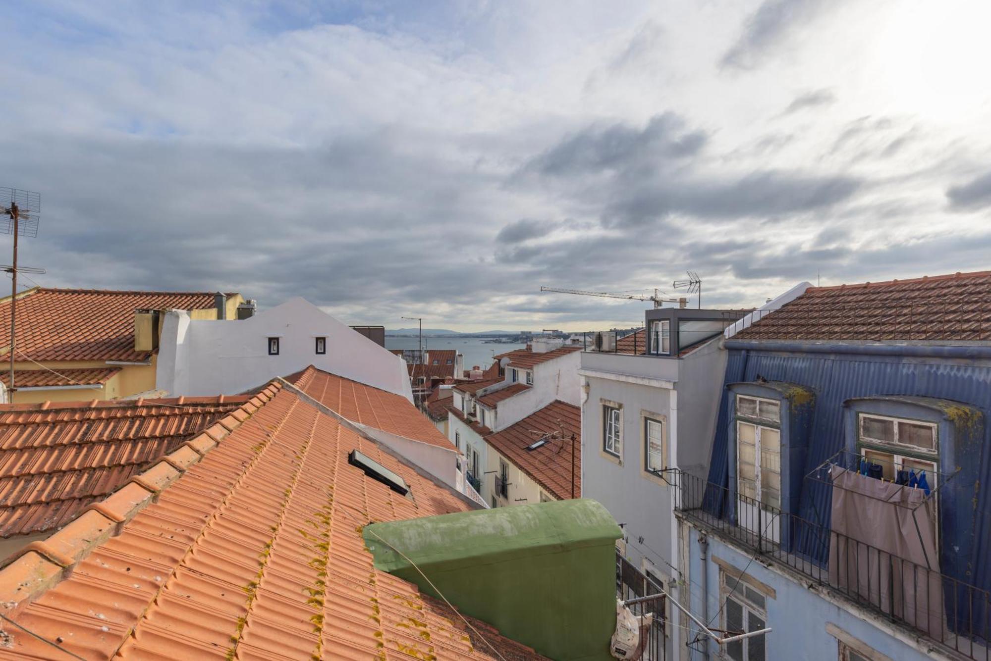 Madragoa Studios Lisbon Exterior photo